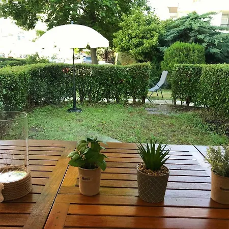 Deluxe Perea Peraía
